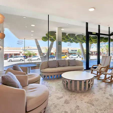& S'entrador Playa Hotel 4*