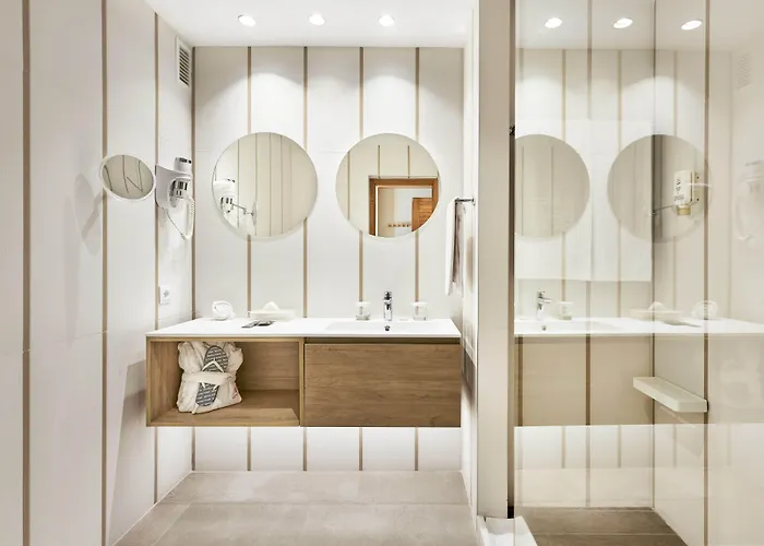 & S'entrador Playa Ξενοδοχείο