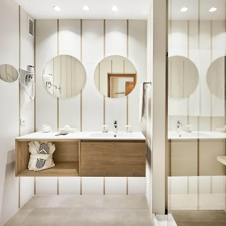 & S'entrador Playa Hotel