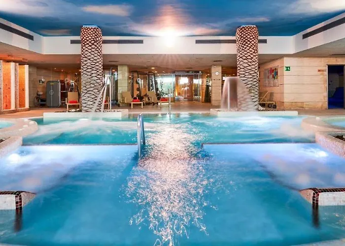 ホテル＆スパ サントラドール プラヤ カラ・ラトハダ