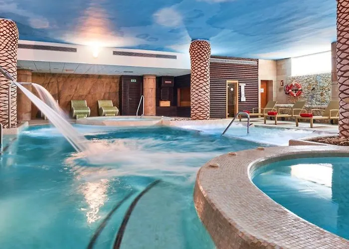 ホテル ホテル＆スパ サントラドール プラヤ カラ・ラトハダ