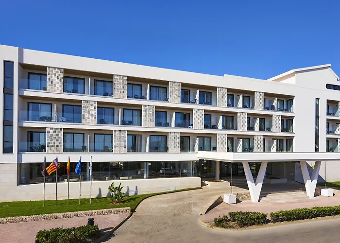 & S'entrador Playa מלון