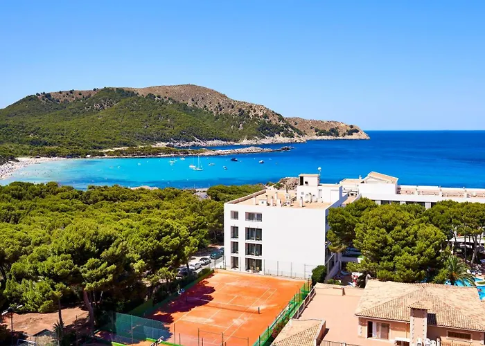 & S'entrador Playa קאלה ראטג'אדה