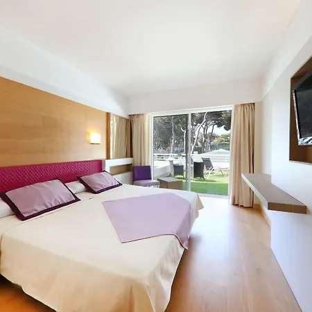 酒店 森塔多尔海滩水疗酒店 4*