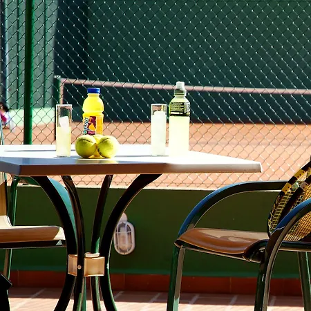 森塔多尔海滩水疗酒店 酒店 4*