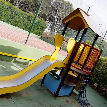 酒店 森塔多尔海滩水疗酒店 4*