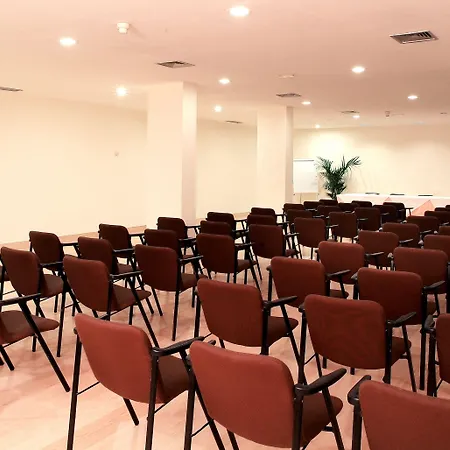 森塔多尔海滩水疗酒店 酒店