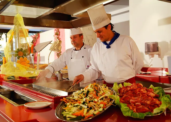 & S'entrador Playa 4*